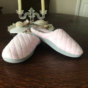 dearform  womens pink house slippers size 5-6